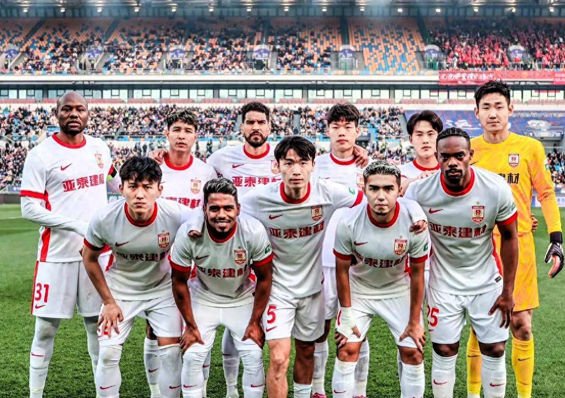 关于赛地聚焦：中超国际比赛日热度飙升；纽约尼克斯战术微调；赛场秩序良好；阵容厚度经受考验的信息